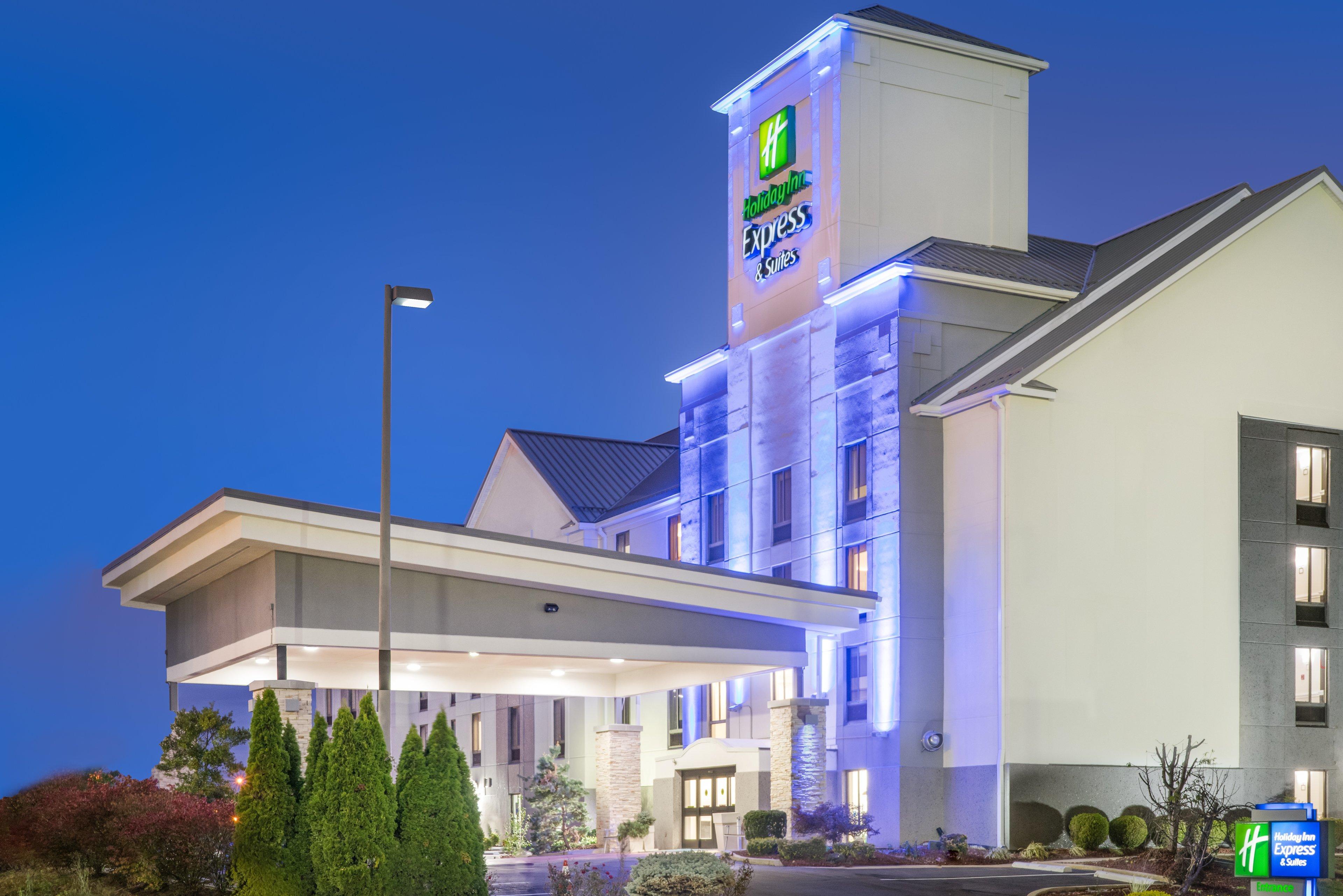 Holiday Inn Express Hotel & Suites Louisville East, An Ihg Hotel Exterior photo